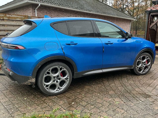 Alfa romeo - tonale - av1 - car - 2022 - afbeelding 23 van  26