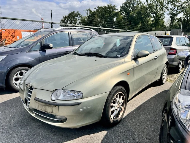 Alfa romeo 147, 2002 - afbeelding 1 van  24