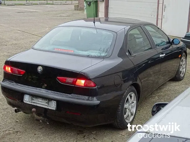 Alfa romeo 156 1.9 jtd (barn-find) - afbeelding 41 van  45