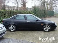 Alfa romeo 156 1.9 jtd (barn-find) - afbeelding 42 van  45