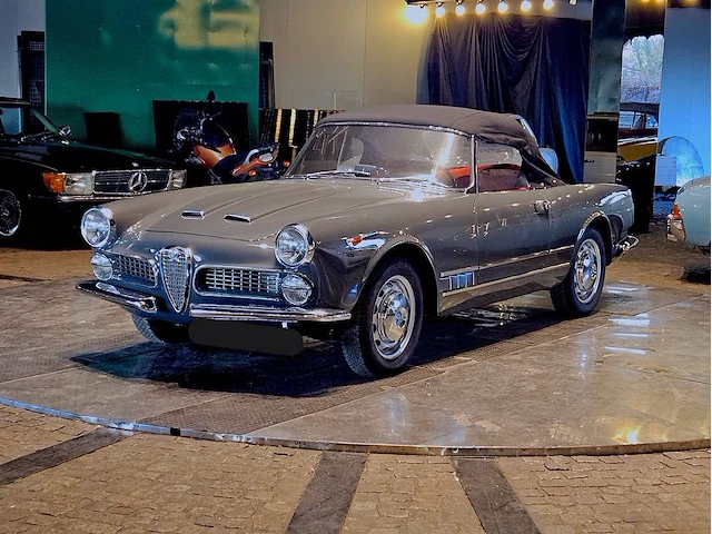 Alfa romeo 2000 spider 'carrozzeria touring' benzine 1960 (marge) - afbeelding 1 van  1