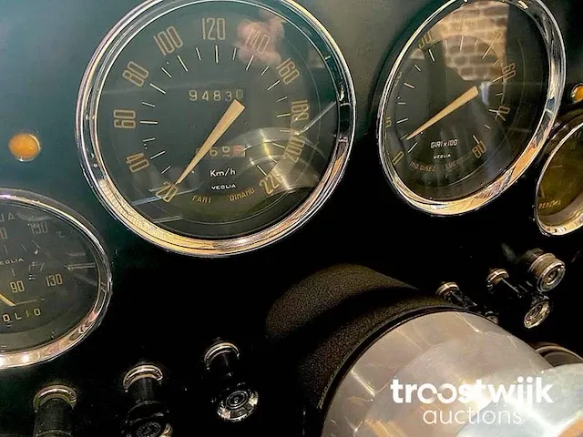 Alfa romeo 2000 spider - afbeelding 7 van  28