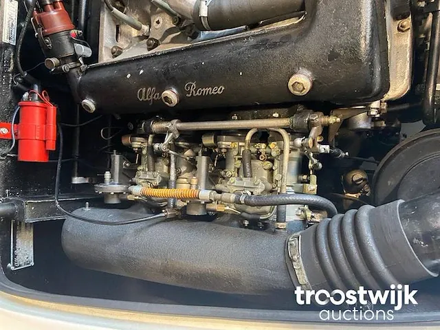 Alfa romeo 2000 spider - afbeelding 11 van  28