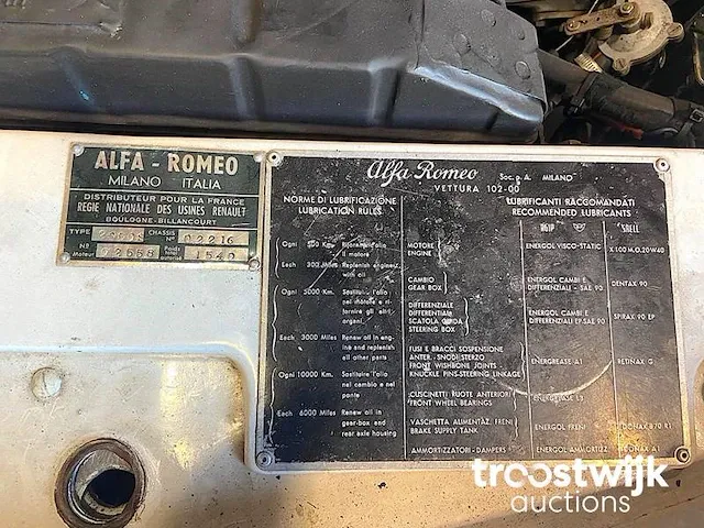 Alfa romeo 2000 spider - afbeelding 14 van  28