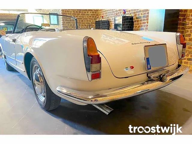 Alfa romeo 2000 spider - afbeelding 12 van  28
