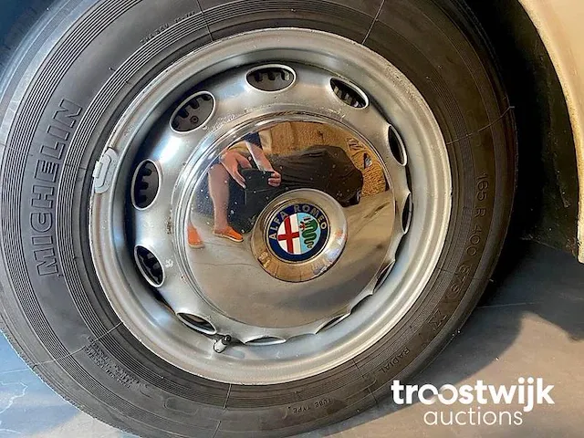Alfa romeo 2000 spider - afbeelding 26 van  28