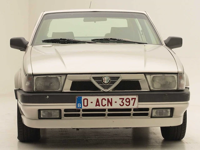 Alfa romeo 75 - afbeelding 12 van  56