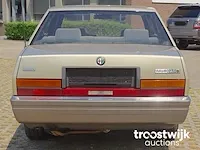 Alfa romeo 90 _ 2.5 v6 'quadrifoglio oro' - afbeelding 13 van  53