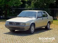Alfa romeo 90 _ 2.5 v6 'quadrifoglio oro' - afbeelding 1 van  53