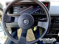 Alfa romeo 90 _ 2.5 v6 'quadrifoglio oro' - afbeelding 44 van  53
