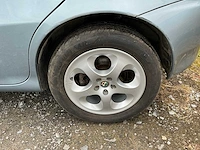 Alfa romeo alfa 147 - 2004 - afbeelding 9 van  23