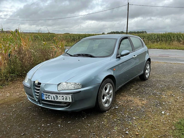 Alfa romeo alfa 147 - 2004 - afbeelding 1 van  23