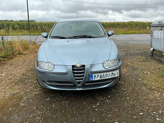 Alfa romeo alfa 147 - 2004 - afbeelding 22 van  23