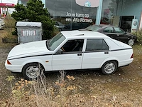 Alfa romeo alfa 75 oldtimer - 1990 - afbeelding 12 van  22