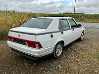 Alfa romeo alfa 75 oldtimer - 1990 - afbeelding 18 van  22