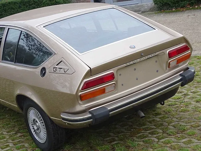 Alfa romeo alfetta gtv 2000 - afbeelding 5 van  48