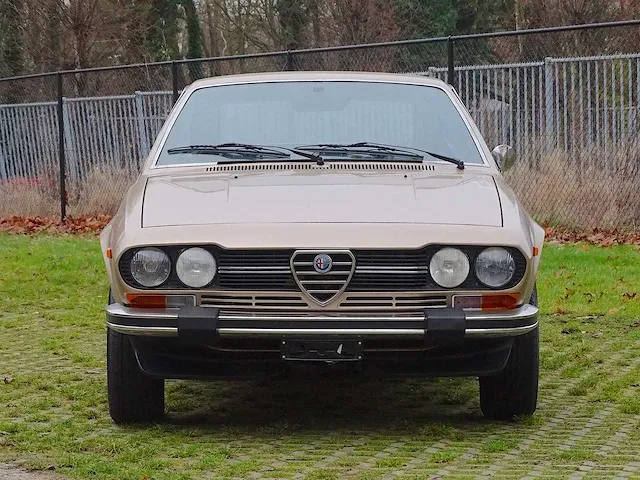 Alfa romeo alfetta gtv 2000 - afbeelding 45 van  48