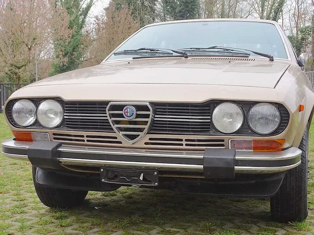 Alfa romeo alfetta gtv 2000 - afbeelding 46 van  48