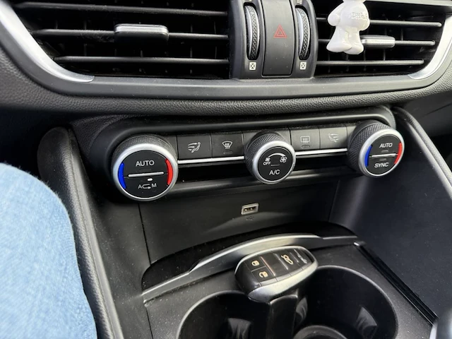 Alfa romeo giulia 2.2 jtdm super 136 at, 2018 - afbeelding 4 van  30