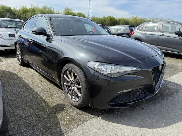 Alfa romeo giulia 2.2 jtdm super 136 at, 2018 - afbeelding 23 van  30