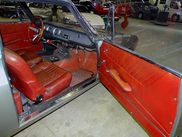 Alfa romeo giulia sprint gt - afbeelding 11 van  48