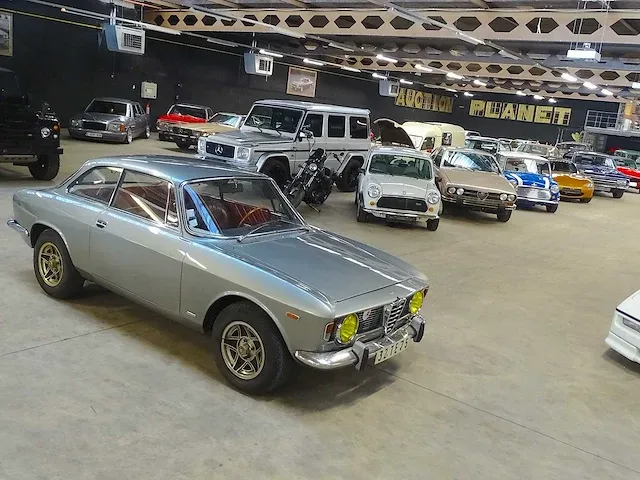 Alfa romeo giulia sprint gt - afbeelding 44 van  48