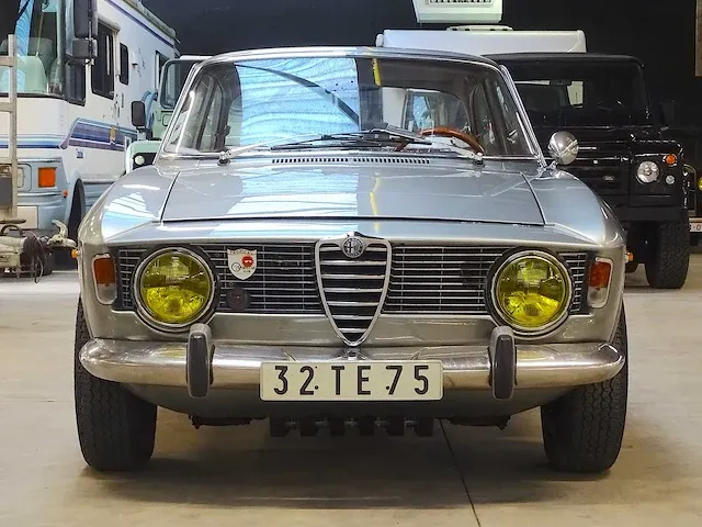 Alfa romeo giulia sprint gt - afbeelding 45 van  48