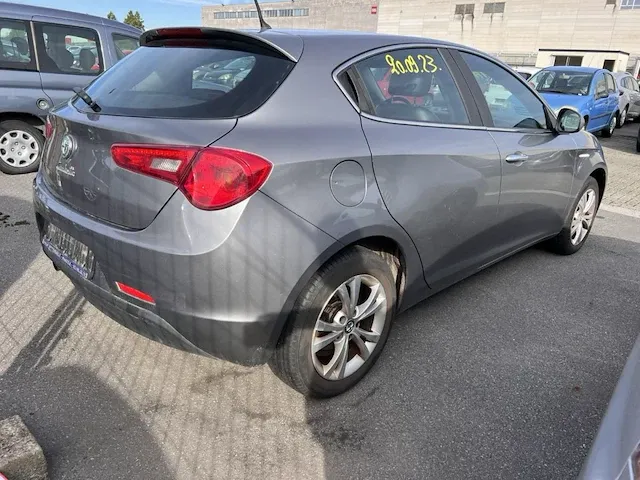 Alfa romeo giulietta 1.4i multi air distinctive start&stop 163, 2012 - afbeelding 24 van  29
