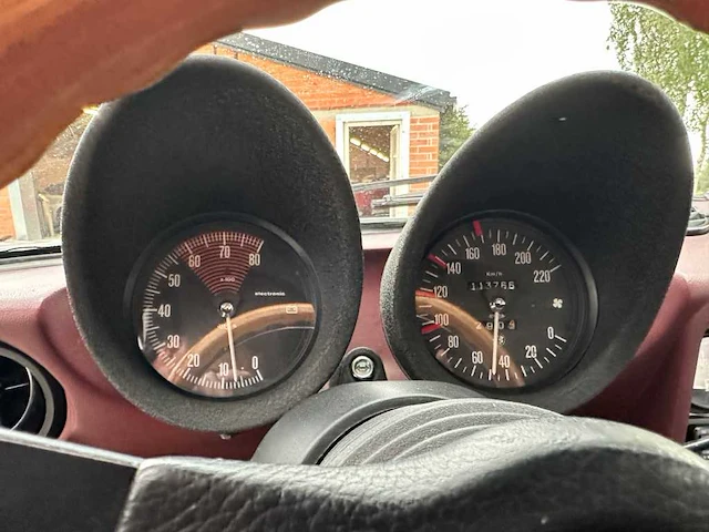 Alfa romeo spider 1600 oldtimer - afbeelding 31 van  33