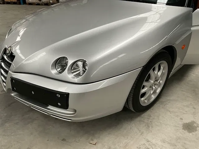 Alfa romeo spider - afbeelding 10 van  35
