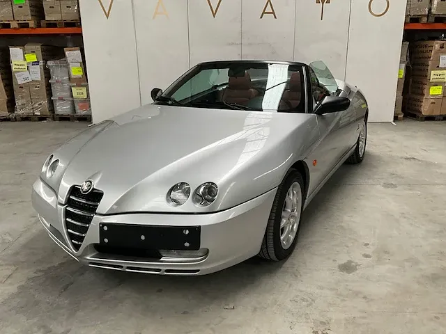 Alfa romeo spider - afbeelding 12 van  35