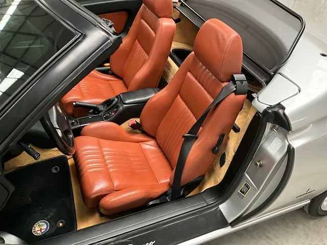 Alfa romeo spider - afbeelding 13 van  35