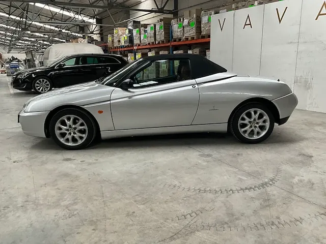 Alfa romeo spider - afbeelding 2 van  35