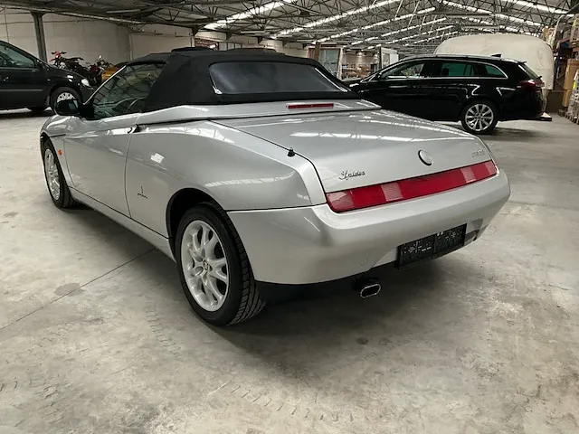 Alfa romeo spider - afbeelding 3 van  35