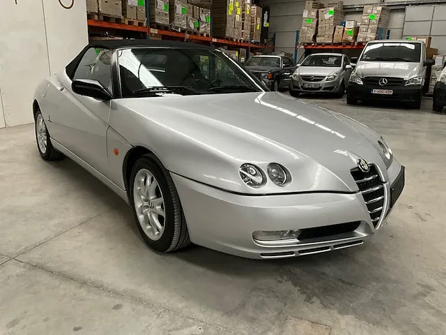 Alfa romeo spider - afbeelding 7 van  35