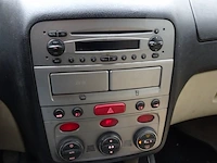 Alfa romeo - afbeelding 18 van  19