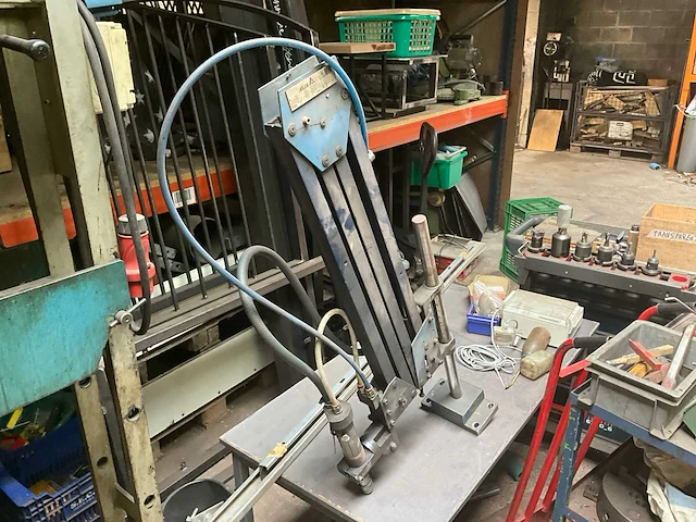 Alia jcx 16 hv1 pneumatische tafeltapper - afbeelding 3 van  6