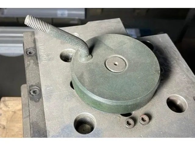 Aliplast metaalbewerkingsmachine - afbeelding 2 van  6