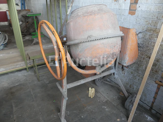 Alko top1401 betonmixer - afbeelding 2 van  6
