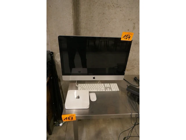 All-in-one pc i-mac + bijhorende items - afbeelding 1 van  5