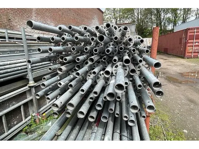 All round staanders - afbeelding 3 van  4