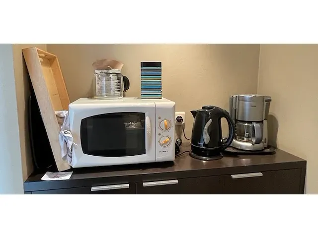 Alle losse inhoud keuken - afbeelding 1 van  4