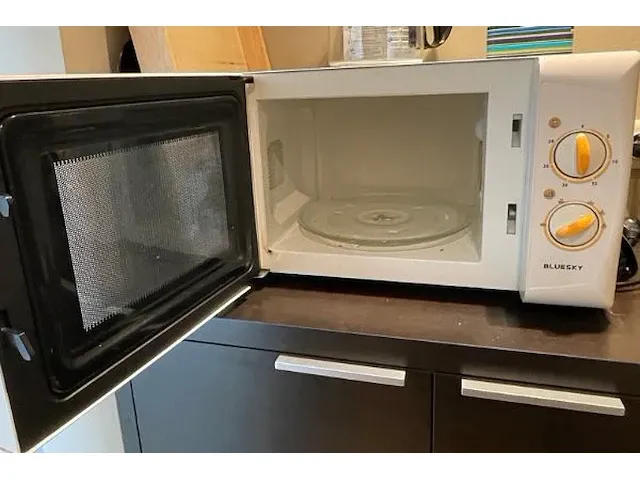Alle losse inhoud keuken - afbeelding 2 van  4