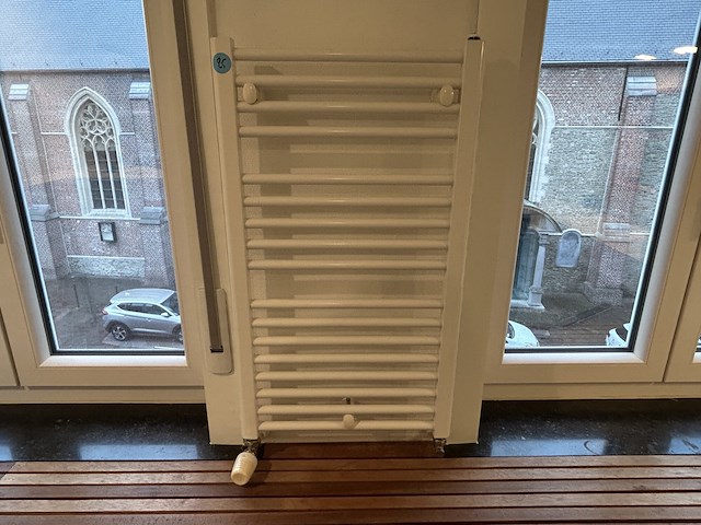 Alle radiatoren uit de badkamer (3) - afbeelding 4 van  4