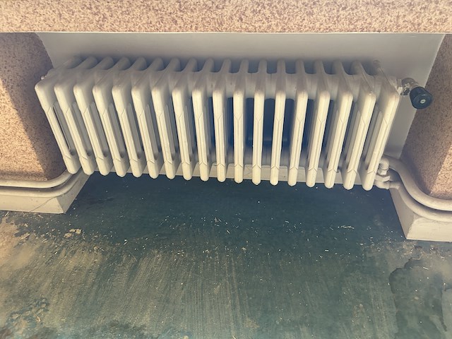 Alle verwarmingen in oud gedeelte + badkuipen - afbeelding 7 van  21