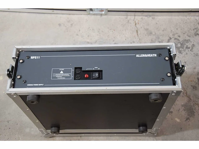 Allen & heath - gl2800 - pa-mixer - afbeelding 3 van  11