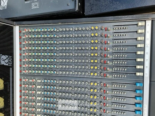 Allen & heath gl4000 live mixing console - afbeelding 5 van  11