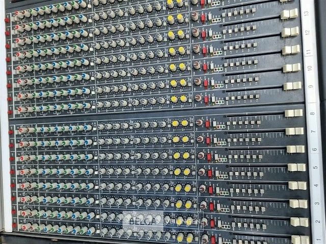 Allen & heath gl4000 live mixing console - afbeelding 9 van  11