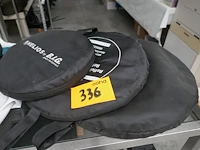 Allerhande materiaal voor belichting fotografie - afbeelding 2 van  8