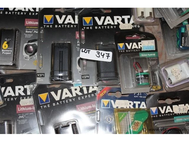 Allerlei soorten batterijen - afbeelding 2 van  2